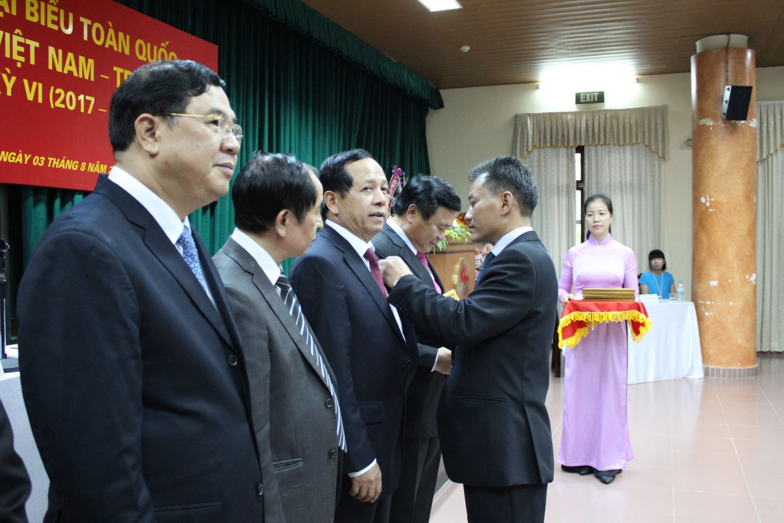 Strengthening friendly exchanges for Vietnam-China relationship