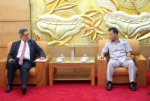 Vietnam, El Salvador develop committees of solidarity
