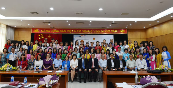 Training course of teaching Vietnamese to overseas Vietnamese teachers launched