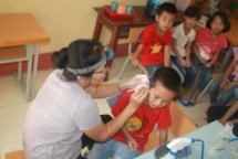 copi offers free checkups to vietnamese people