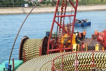 cu lao cham island gains access to national grid