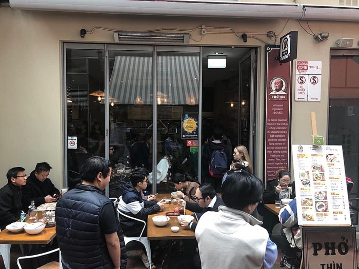 After Japan, famous Hanoi noodle restaurant ‘Pho Thin’ is now present in Australia
