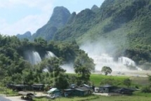 ban gioc a majestic waterfall