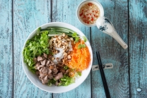 oodles of vietnamese noodles