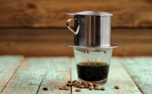 international vloggers vietnamese coffee is best in the world