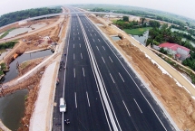 quang ninh province to build van don mong cai expressway
