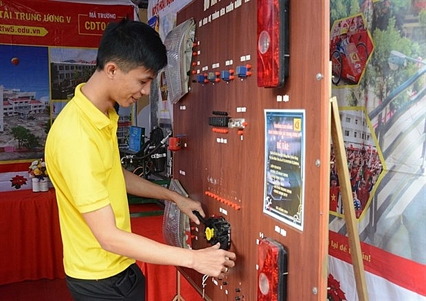 Youngsters take part in start-up festival in Da Nang