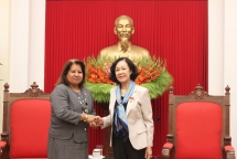 politburo member receives cuban womens federation representatives