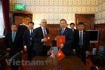 vietnam uk ink mou on anti human trafficking cooperation