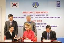 eight ngos support vietnam improving rehabilitation activities