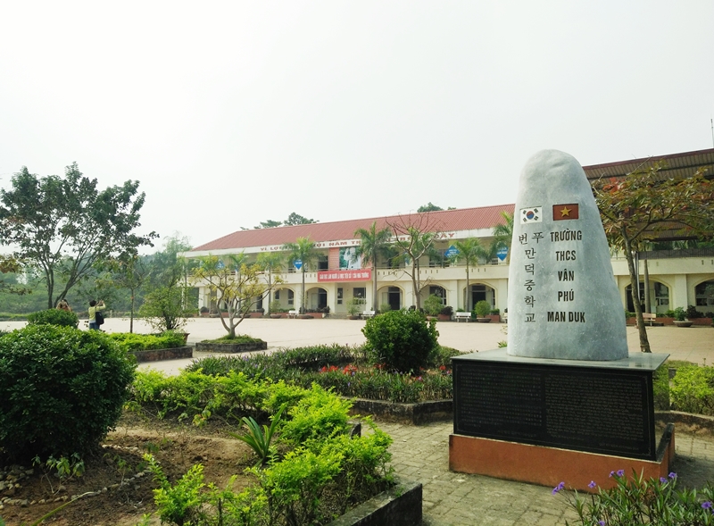 Visiting three symbols of friendship in Phu Tho province