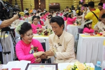 vietnamese and pakistani couple whose age difference is 41 years old