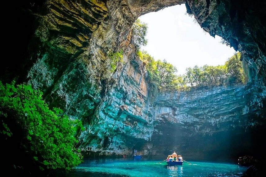 Five Vietnamese locations listed in top world backpacking destinations 2020 5 vietnam destination is in the top world backpacking destination 2020
